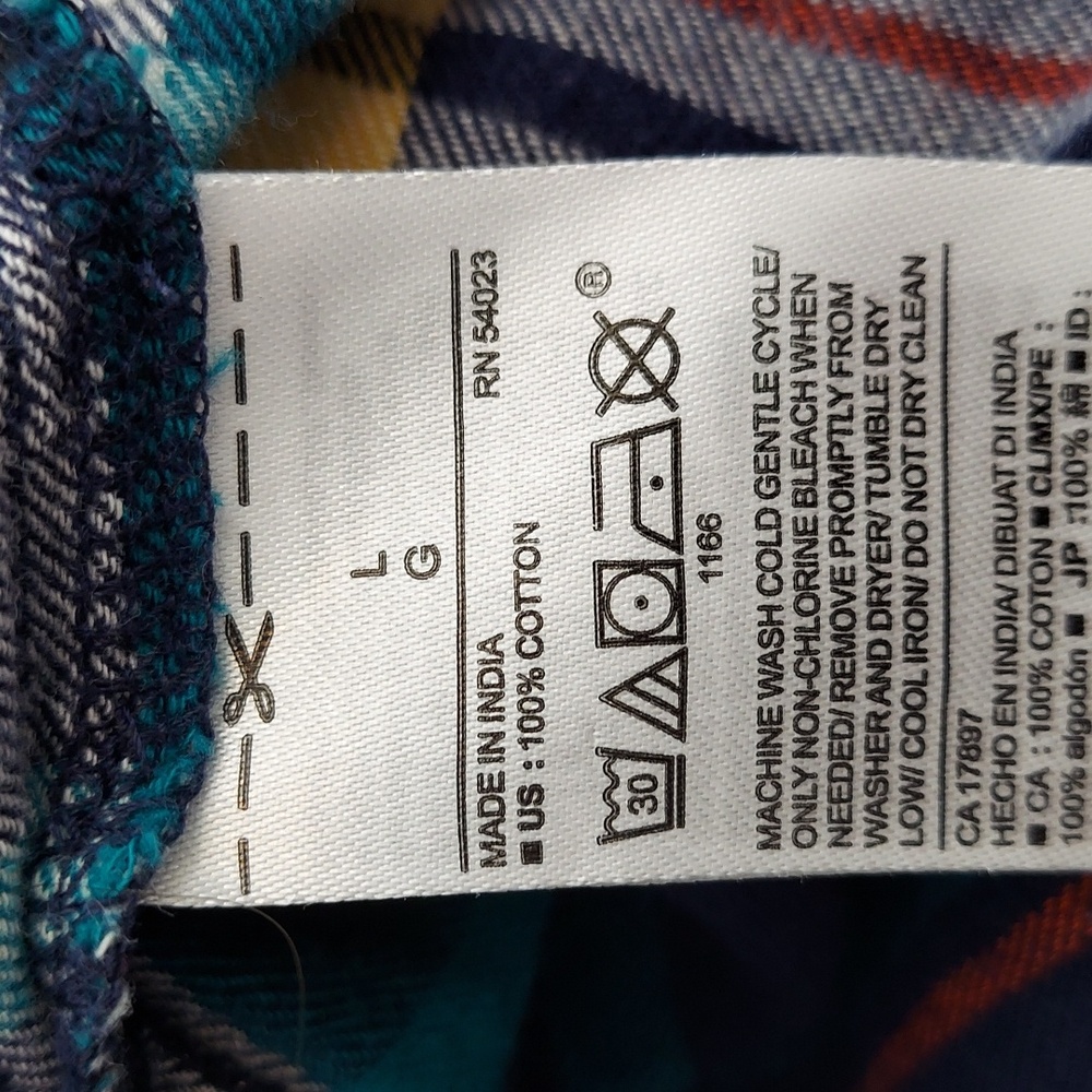* Old Navy The Classic Shirt Button-Down Multicolor Plaid Size Large, Like New - Picture 6 of 8